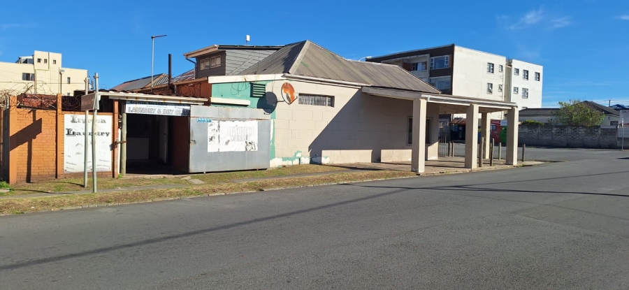 Commercial Property for Sale in Quigney Eastern Cape